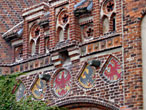 Wappenschilde am Neustädter Tor